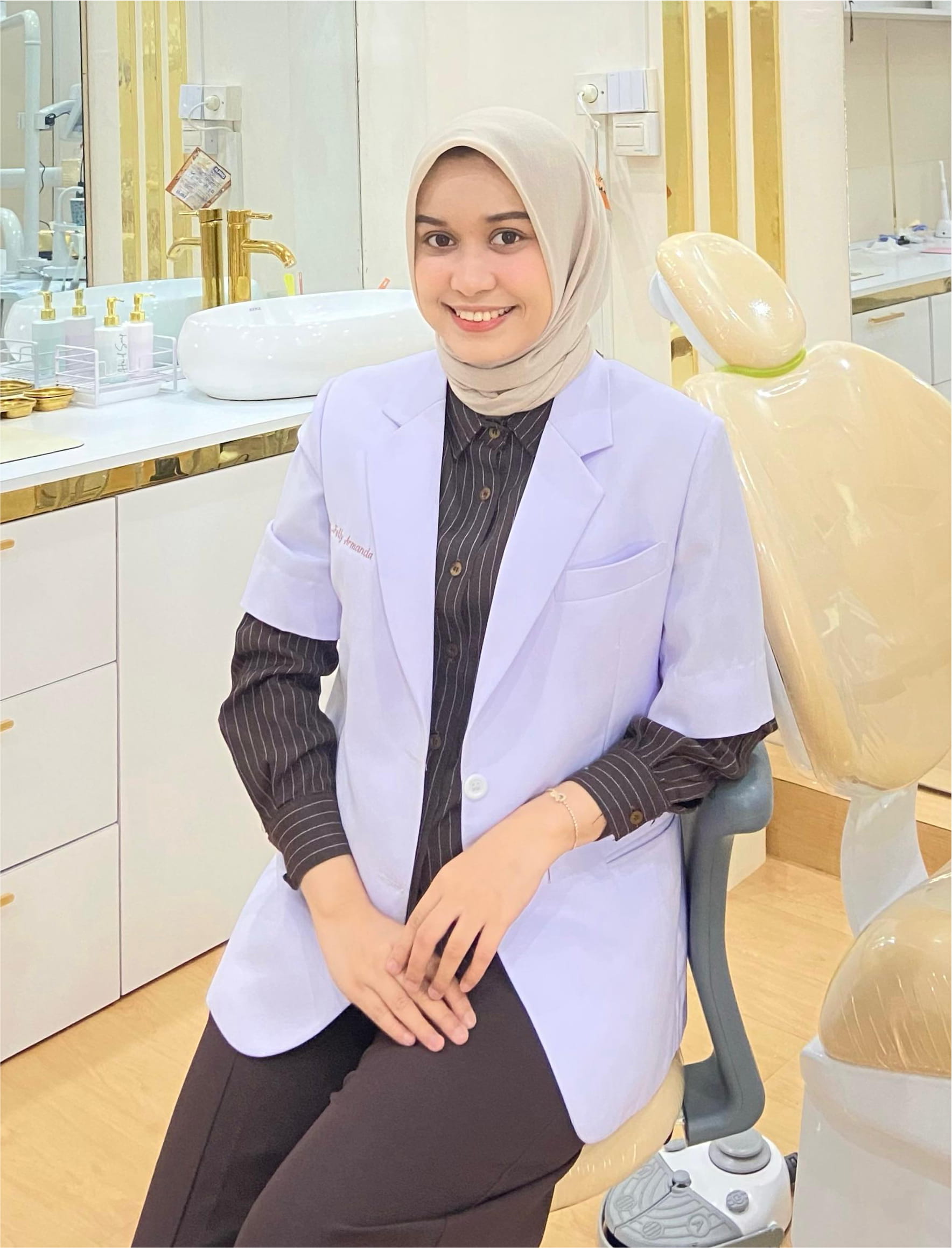 Foto drg. Felly Amanda